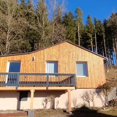 مكان تخييم Pod Houbovym Vrchem *